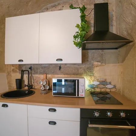 A Due Passi Dal Mare