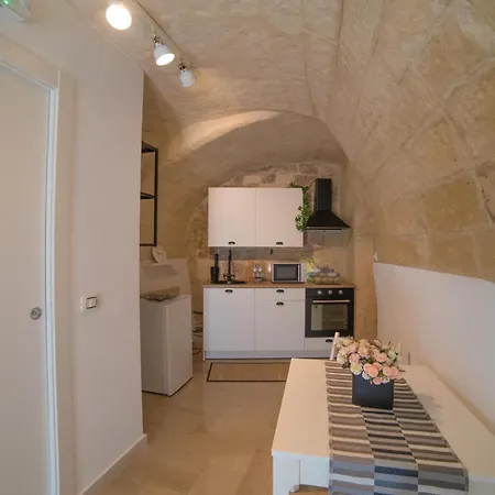 A Due Passi Dal Mare Guest house Trani